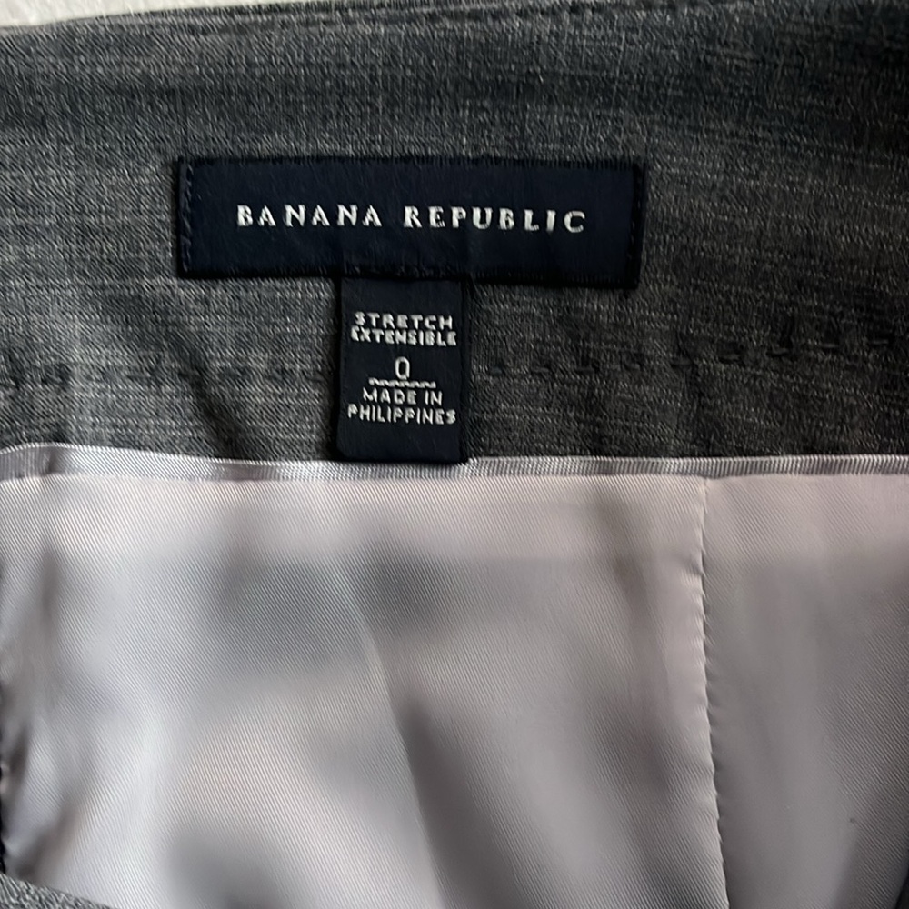 Banana Republic Grey Lightweight Wool Pencil Skirt Size 0 - Picture 4 of 8